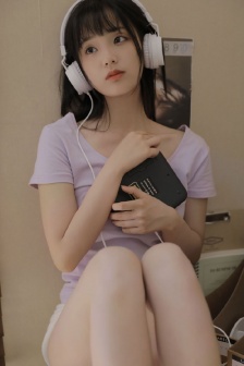 我的男朋友把我囚禁了